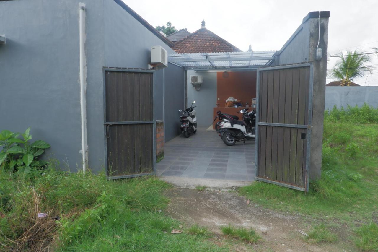 Baik Baik Homestay Uluwatu Zewnętrze zdjęcie